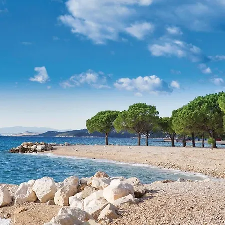 Ocean Front In * Jadranovo