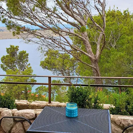 Daire Ocean Front In *